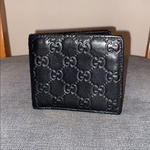Authentic Gucci Guccissima Wallet